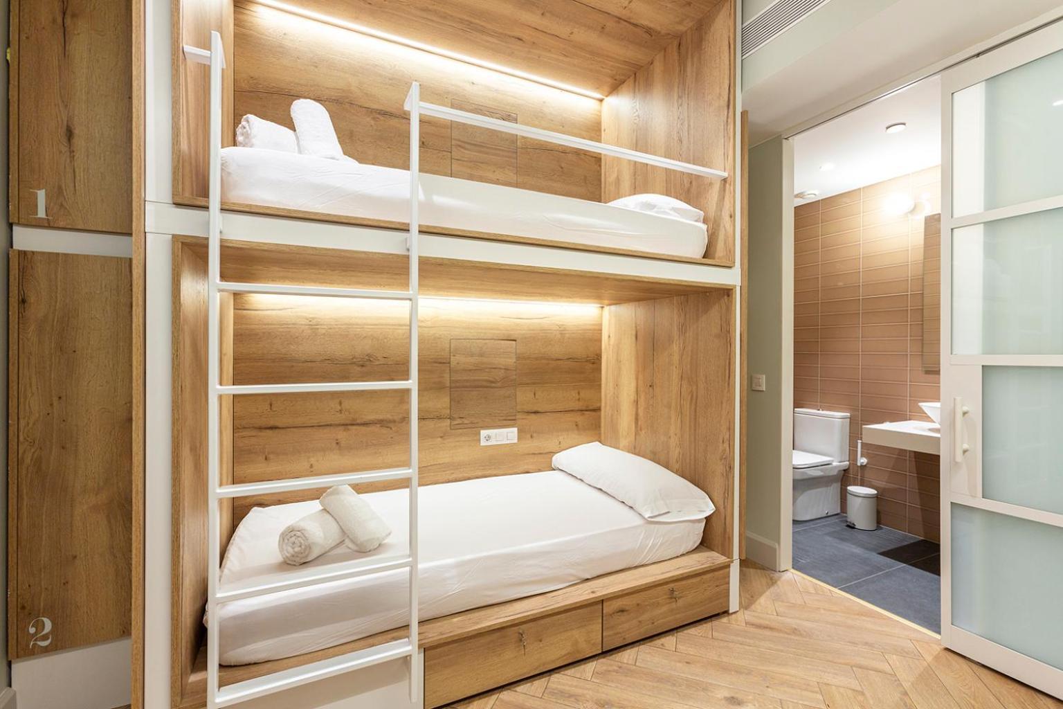 Weflating Boutique Hostel Барселона Екстер'єр фото
